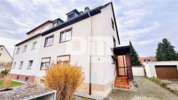 Solides Ein- bis Dreifamilienhaus + zwei Garagen mit großem Grundstück in Traumlage 34125 Kassel, Doppelhaushälfte